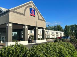 Motel 6 Rock Hill SC，位于岩石丘的酒店