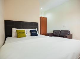 Urbanview Hotel Syariah Villa SM Cisarua Puncak by RedDoorz，位于茂物的酒店