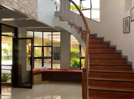 Casa Marie Hotel，位于Daet的酒店