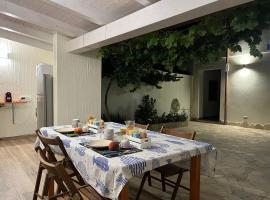 TS ROOMS - Guest House Deidda，位于San Sperate的住宿加早餐旅馆
