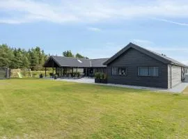 Lovely Home In Nørre Nebel With Sauna