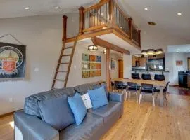 Bright Downtown Telluride Condo - Steps to Lift!