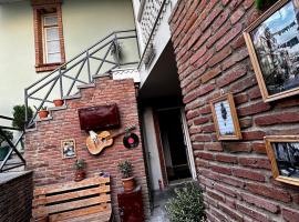 Luca，位于第比利斯的酒店