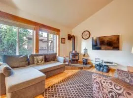 McCall Vacation Rental about half Mi to Payette Lake!