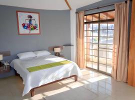 HOTEL MANTA BEACH MADRIGAL，位于曼塔的酒店