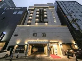 Aden Hotel