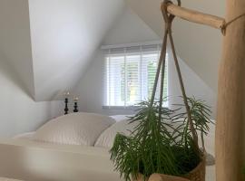 Zolder appartement Le Grenier，位于迪尔森-斯托科姆的酒店