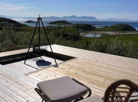 Sea & Sky Vestfjord Panorama，位于勒丁恩的度假屋