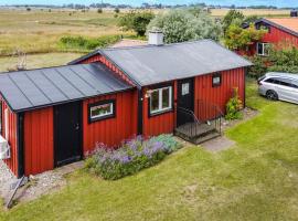 2 Bedroom Cozy Home In Degerhamn，位于Degerhamn的酒店