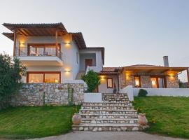 Villa Almira Luxury Apartments，位于欧拉努波利斯的酒店