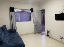 Apartamento terreo com quintal individual，位于帕图斯迪米纳斯的公寓