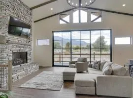Chic Utah Getaway w/ Fireplace, Sauna & 2 Decks!