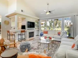 Palm Desert Condo with Golf Course and Pool Access!