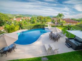 Los Suenos Resort Casa Patron by Stay in CR，位于赫拉多拉的度假村