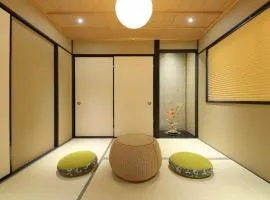 Kyoto Ayanishiki Shimabara-Omon Residence【京都 Ayanishiki 島原大門邸】