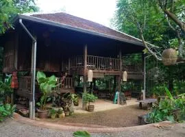 Traditional Lanna house near hot spring