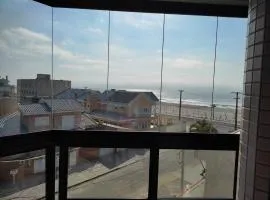 Lindo apartamento com vista para o mar