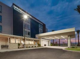 SpringHill Suites by Marriott Phoenix Goodyear，位于嘉年的酒店