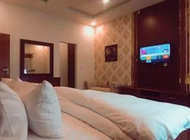 Hotel Grand Home