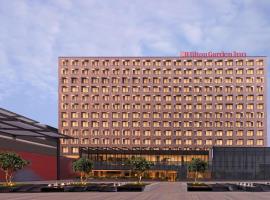 Hilton Garden Inn Bengaluru Embassy Manyata Business Park，位于班加罗尔的酒店