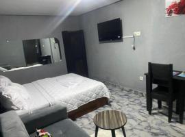 Sunrise Center Bonapriso