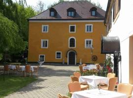 Hotel Schloss Fuchsmühl，位于Fuchsmühl的酒店