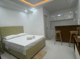 JP Suites & Residences，位于Tayabas的公寓式酒店