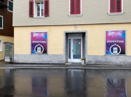 Sonderbar Home，位于施维茨的酒店