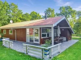 Awesome Home In Glesborg With Kitchen