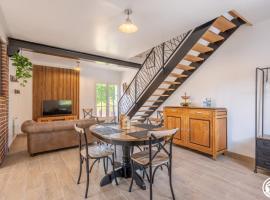 Gîte du P'tit Colibri，位于Gury的酒店