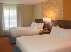 Fairfield Inn and Suites, Watervliet, Michigan，位于Watervliet的酒店