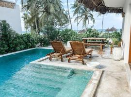 Villa Upendo with pool, Zanzibar，位于平圭的度假屋