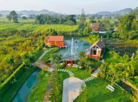 BaanSuan Marigold บ้านสวนมาลีโกลด์，位于Ban Madua Chumphon的带停车场的酒店