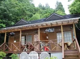 太阳湖酒店