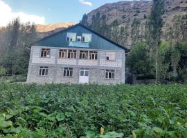 Jumaboy Guesthouse