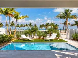 Brand New Luxury Oceanfront Home w Pool, 38' Slip