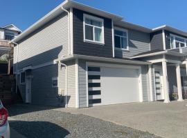 Modern 2BR Guest House in North Nanaimo