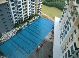 LUXURY STAY - 2 ROOMS with CONDO Facility - Mount Austin JB - SPECIAL OFFER SECURITY DEPOSIT RM200，位于新山的分契式公寓