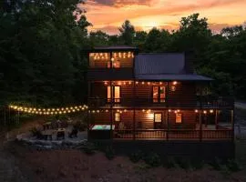 Mountain View Cabin - Hot Tub-Fire Pit-Pool Table