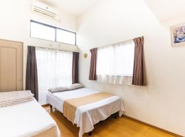 博多駅東貸切Hakataekihigashi Apartment LOFT付き 敷地内駐車場 地下鉄5分国際線博多駅，位于福冈的酒店