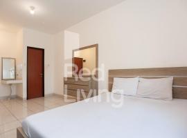 RedLiving Apartemen RQ at Ecohome Citra Raya，位于Nalagat的酒店