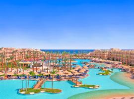 Pickalbatros Palace - Aqua Park Hurghada，位于赫尔格达古尔代盖水族馆附近的酒店