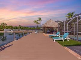 Super Snapper lux w/Heated Pool, Tiki, Dock, Lanai，位于马拉松的酒店