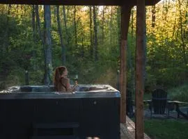Bellaria with SPA near Mercier Lake