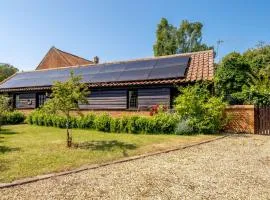 The Cartshed at Farnham Barn