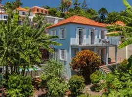 With secret garden and pool - Villa Quebra Costas