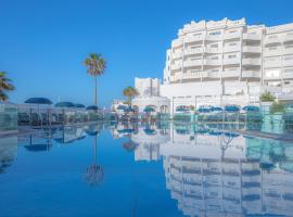 圣巴巴拉高尔夫及海洋俱乐部钻石度假酒店，位于圣米格尔德阿沃纳的带按摩浴缸的酒店