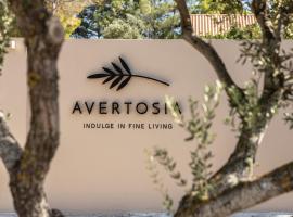 AVERTOSIA Luxury Villas，位于阿尔戈斯托利翁的酒店