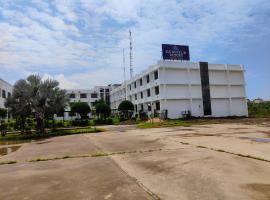 S S Hotel and Resort，位于Dahej的酒店