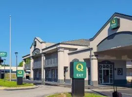 Quality Inn & Suites near Panama City Beach